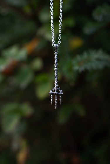 mohgwyn's sacred spear pendant elden ring jewellery