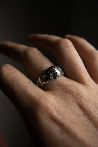 aged ancient ruins fantasy ring