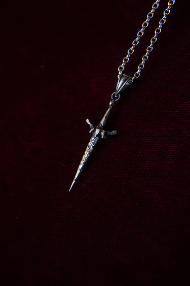 nazgul morgul blade pendant lord of the rings