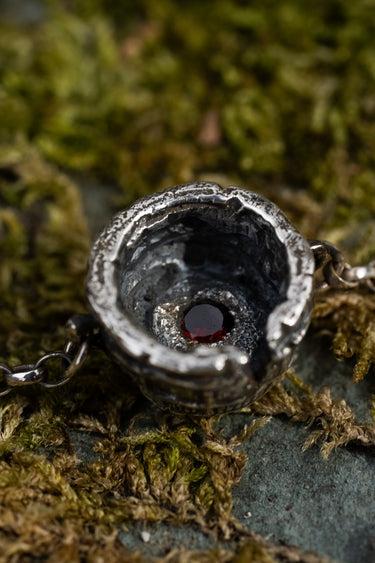 forge of the giants elden ring pendant chain