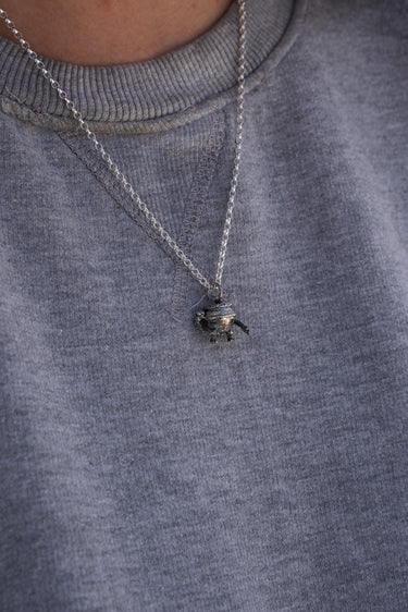 Iron Fist Alexander Pendant (Elden Ring)